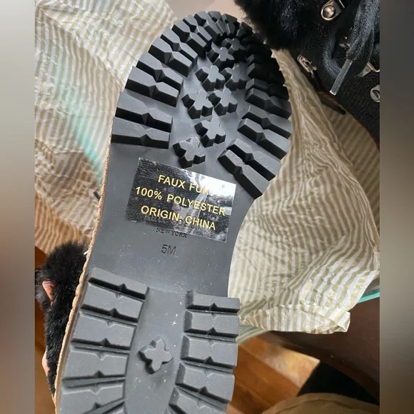 Kate Spade Rosalie faux fur boots. NIB Sz.5 - Picture 4 of 5